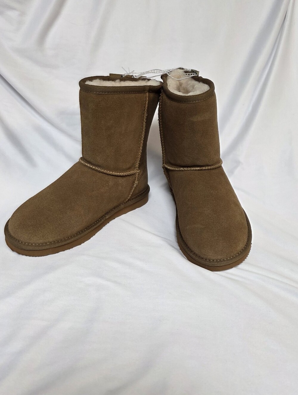 Bearpaw Youth Eliza Chestnut Boots Size 4